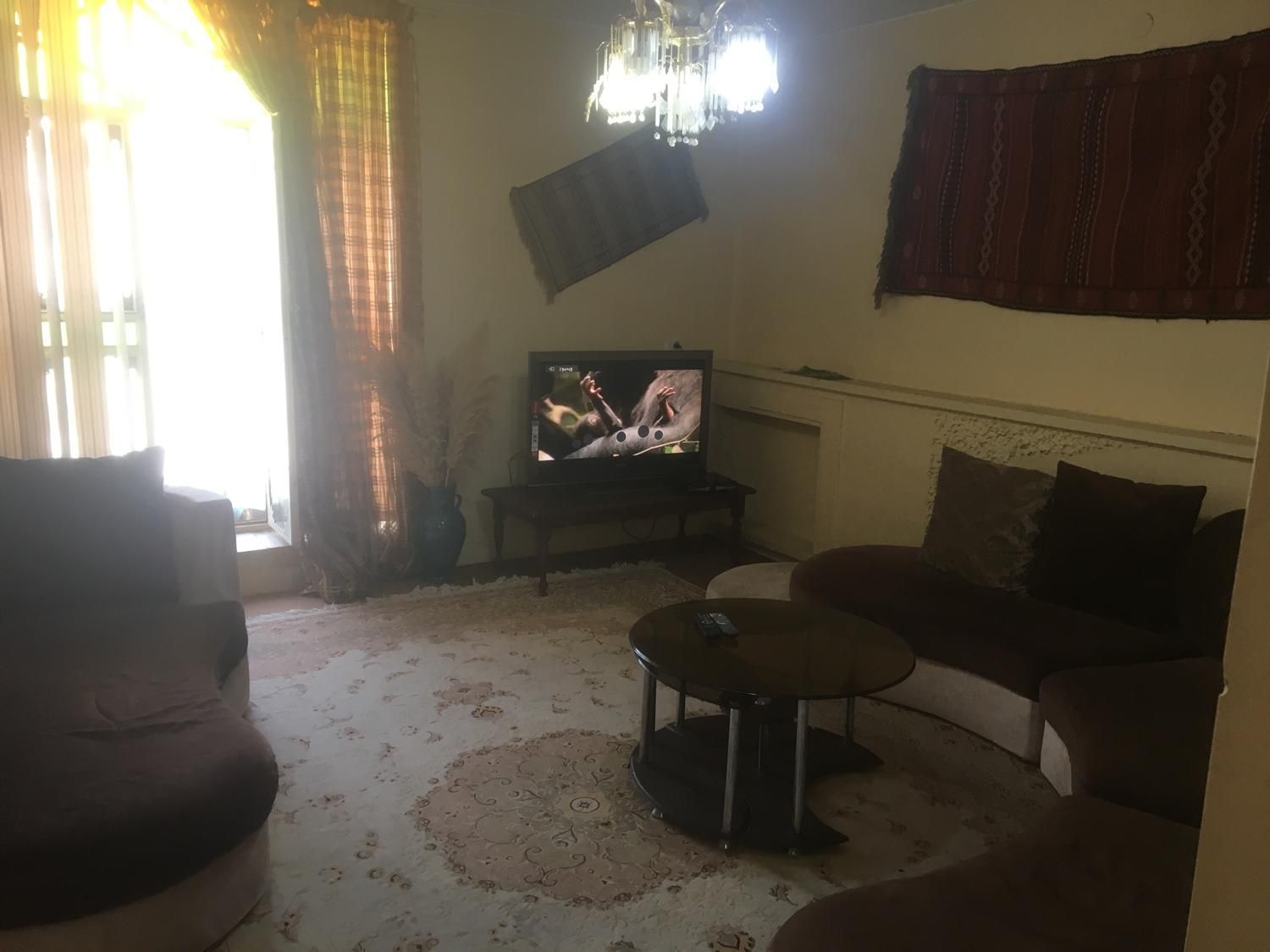 اجاره منزل مبله با تمام امکانات. بلوار چمران|اجارهٔ کوتاه‌مدت آپارتمان و سوئیت|شیراز, ابیوردی|دیوار