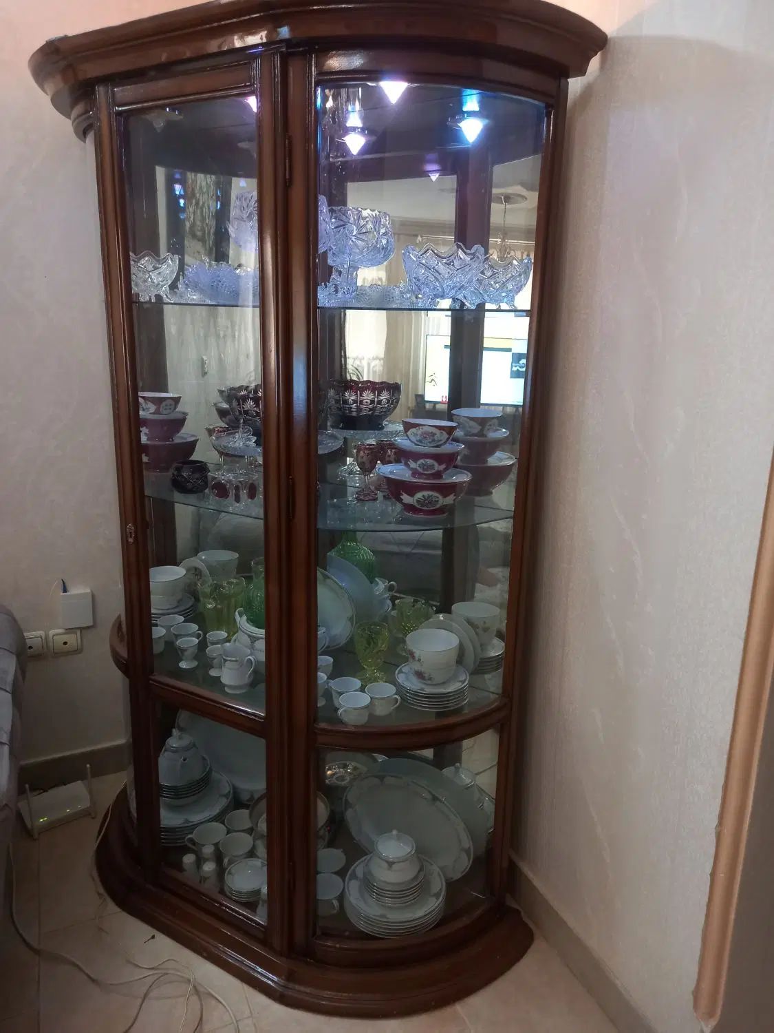 بوفه چوبی|بوفه، ویترین، کنسول|کرج, باغستان|دیوار