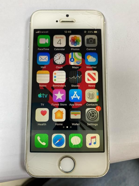 اپل iPhone 5s با حافظهٔ ۱۶ گیگابایت|موبایل|کرج, حصارک|دیوار