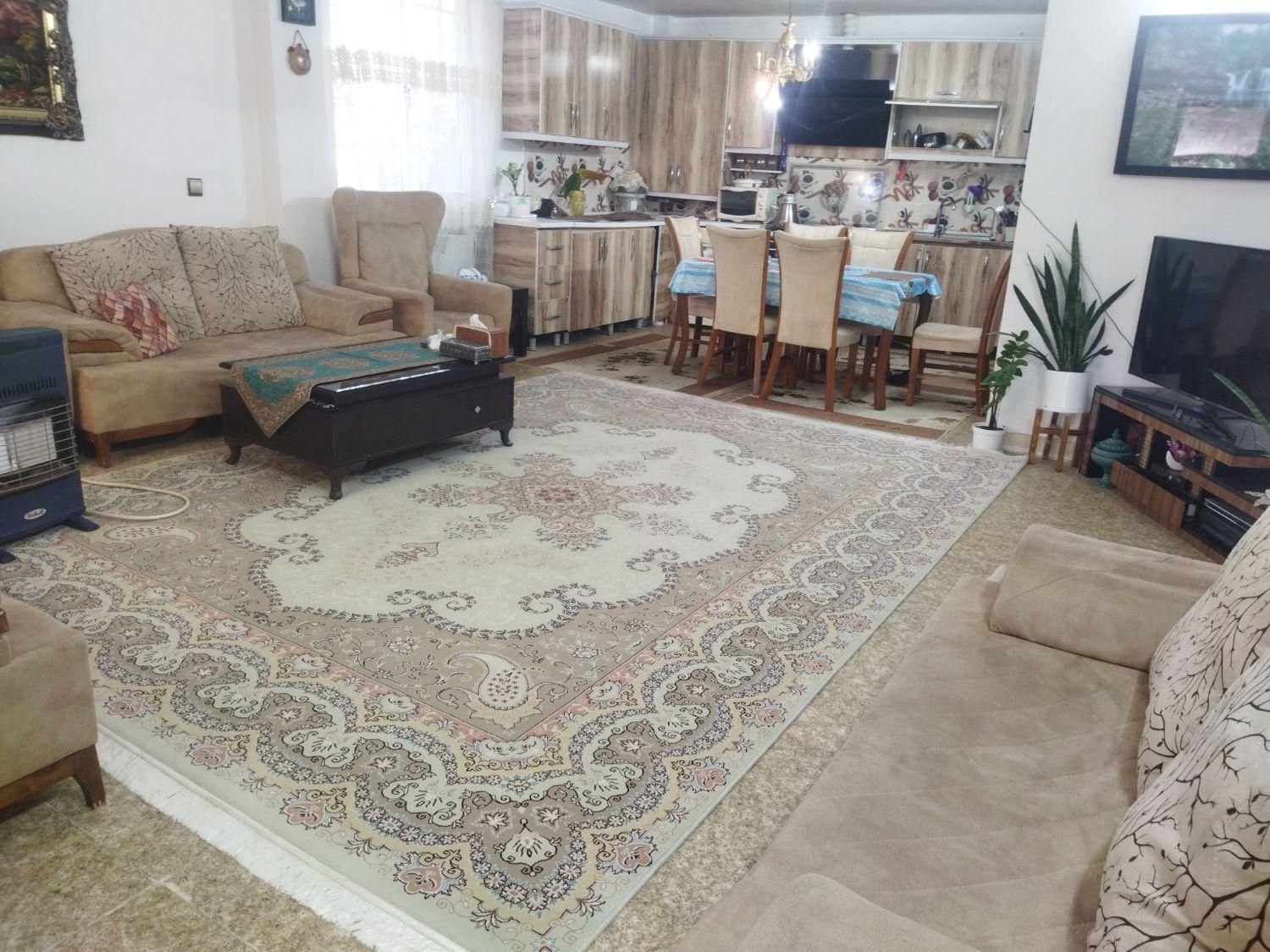 فروش خانه ویلایی 2بر با موقعیت تجاری مسکونی|فروش خانه و ویلا|کومله, |دیوار