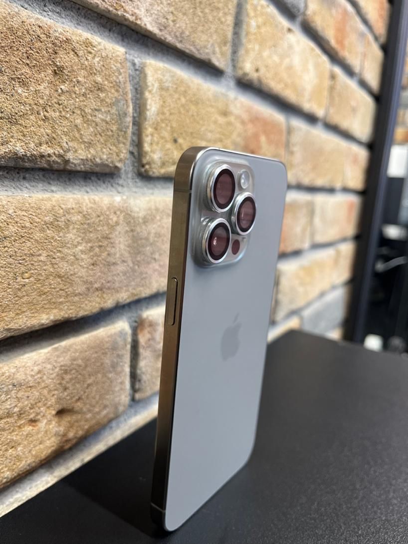 اپل iPhone 15 Pro Max با حافظهٔ ۲۵۶ گیگابایت|موبایل|نیشابور, بلوار گلها|دیوار