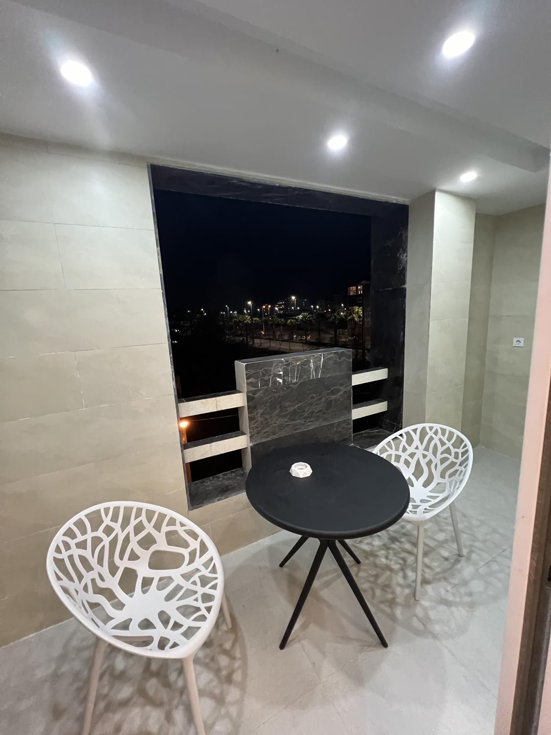 اجاره هتل ساحلی واحد ۲ خواب بندرانزلی ویو دریا|اجارهٔ کوتاهمدت آپارتمان و سوئیت|بندر انزلی, اطبا|دیوار