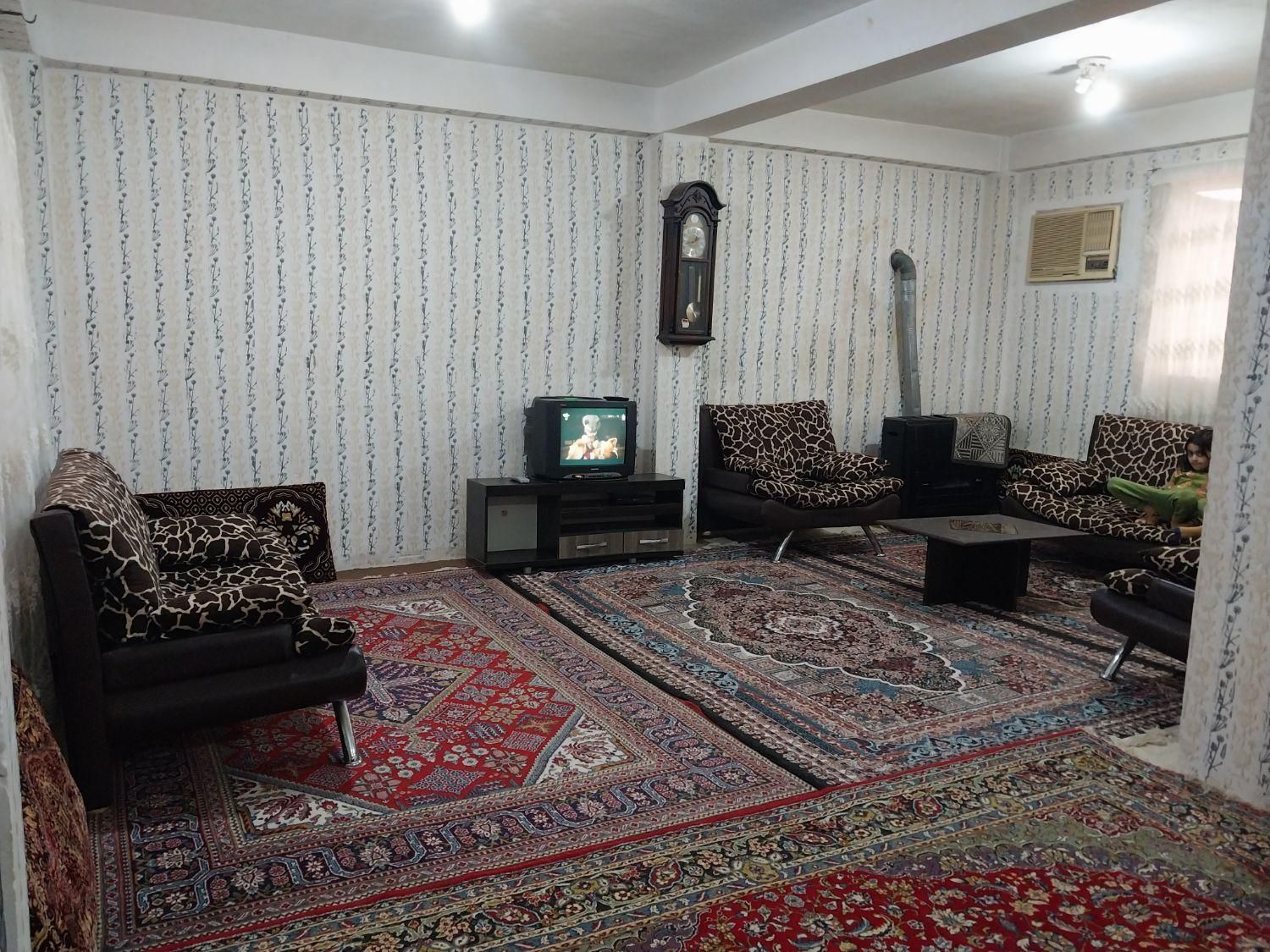 اجاره ویلا دربست تمیز با امکانات کامل|اجارهٔ کوتاهمدت ویلا و باغ|شفت, |دیوار