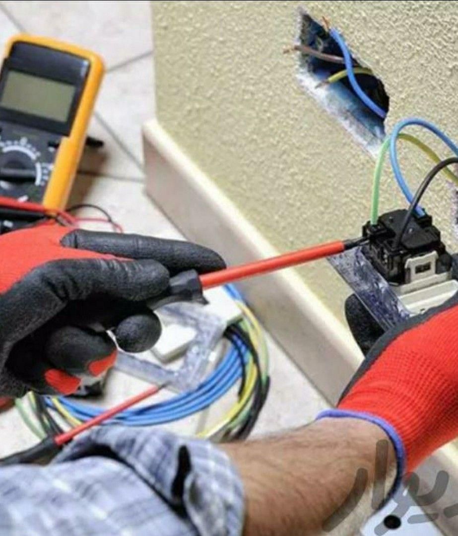 برقکاری (برق کار ماهر برق ساختمان و تعمیر آیفون)|خدمات پیشه و مهارت|سمنان, |دیوار