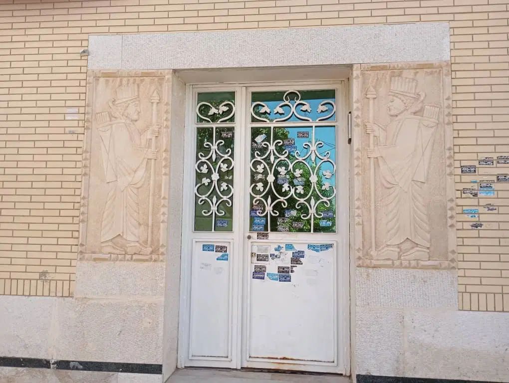 فروش خانه ویلایی ۲۳۰ متری ۴ خوابه در شهرک والفجر|فروش خانه و ویلا|شیراز, شهرک والفجر|دیوار