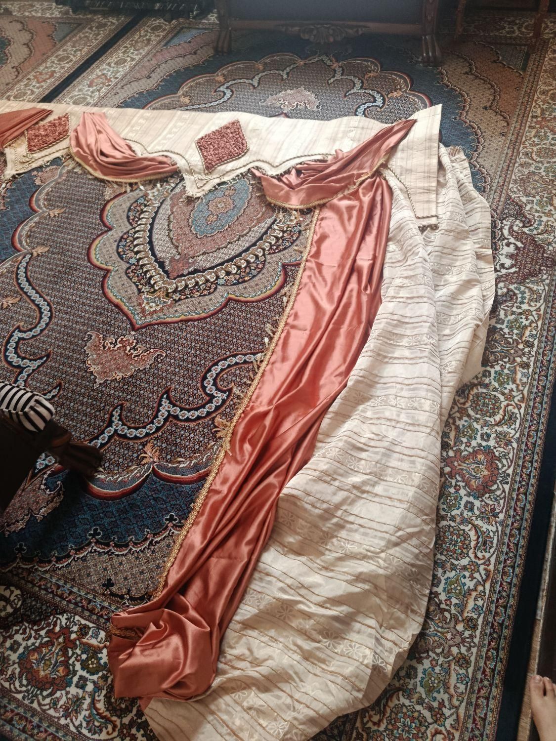 کتیبه پرده بع همراه والان بغل|پرده، رانر، رومیزی|اردبیل, |دیوار
