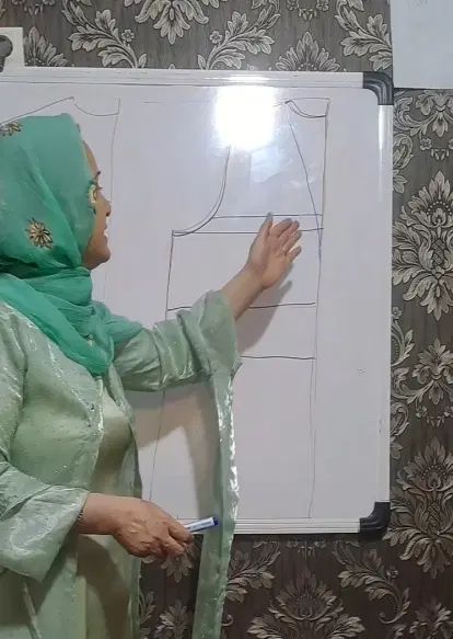 آموزشگاه خیاطی جل‌دوور (آموزش تمامی رشته ها)|خدمات آموزشی|سنندج, |دیوار
