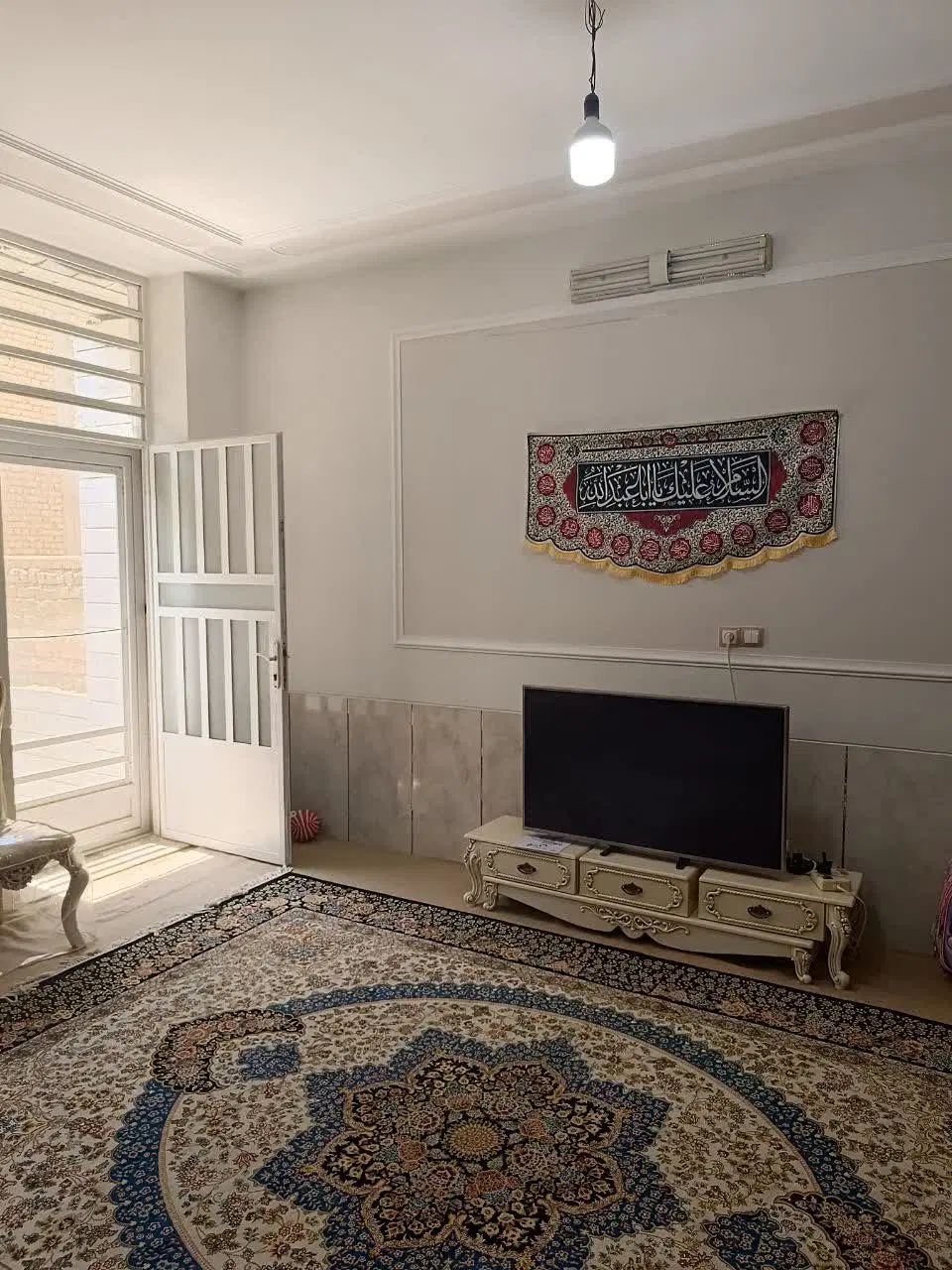 اجاره خانه ویلایی ۱۳۰ متری ۲ خوابه در تل حسین‌آباد|اجارهٔ خانه و ویلا|شیراز, تل حسین‌آباد|دیوار