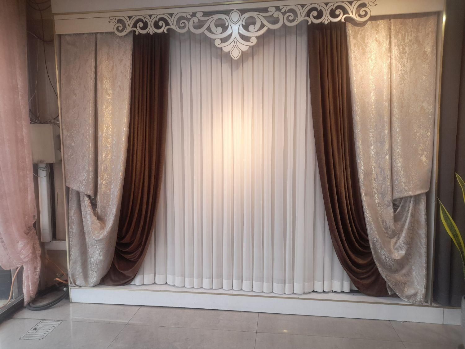 پرده کتان|پرده، رانر، رومیزی|فردیس, منظریه|دیوار