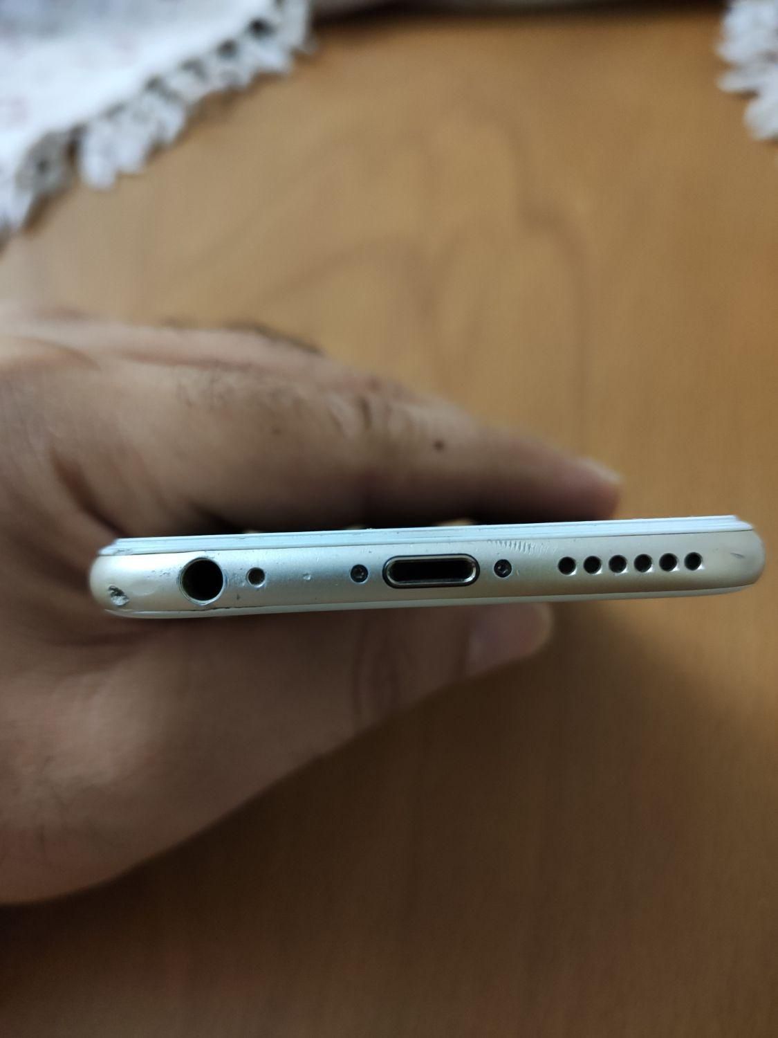 اپل iPhone 6 با حافظهٔ ۶۴ گیگابایت|موبایل|تهران, علم و صنعت|دیوار