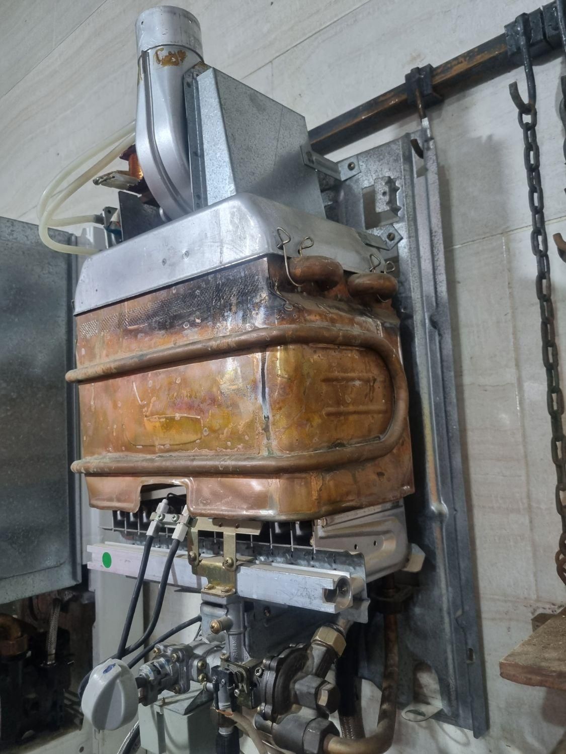 آبگرمکن دیوار بوتان فندار مدل B3315lf|آبگرمکن، پکیج، شوفاژ|آبیک, |دیوار