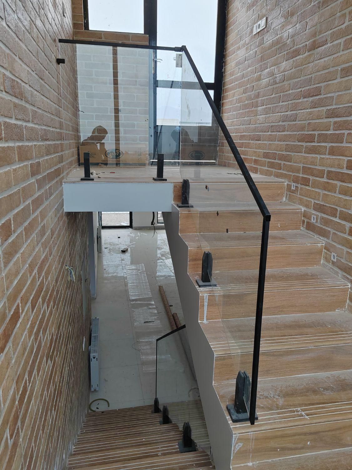 نرده شیشه ای و استیل|خدمات پیشه و مهارت|یزد, |دیوار