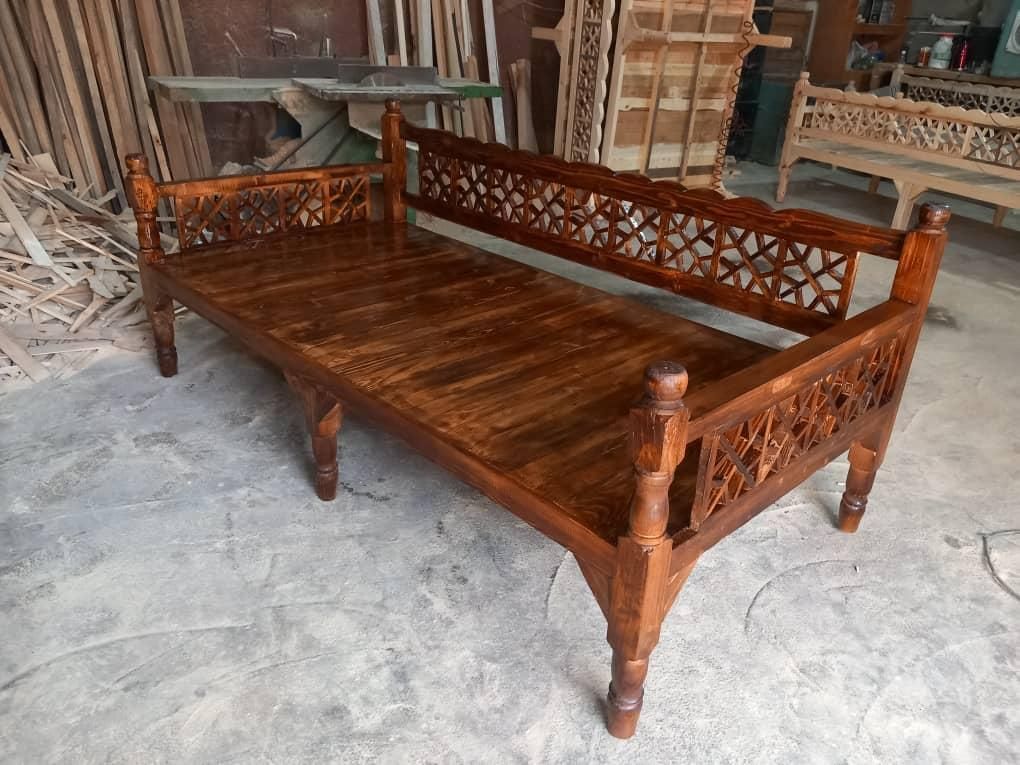 تولید و پخش انواع تخت سنتی (تولیدی)|مبلمان خانگی و میز عسلی|ساری, |دیوار