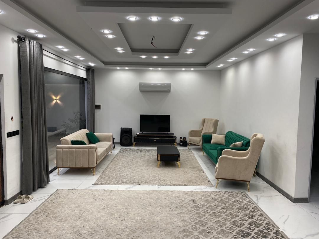 باغ ویلامدرن تاپ لوکیشن (استخر سرپوشیده)|اجارهٔ کوتاه‌مدت ویلا و باغ|شهریار, ابراهیم‌آباد|دیوار