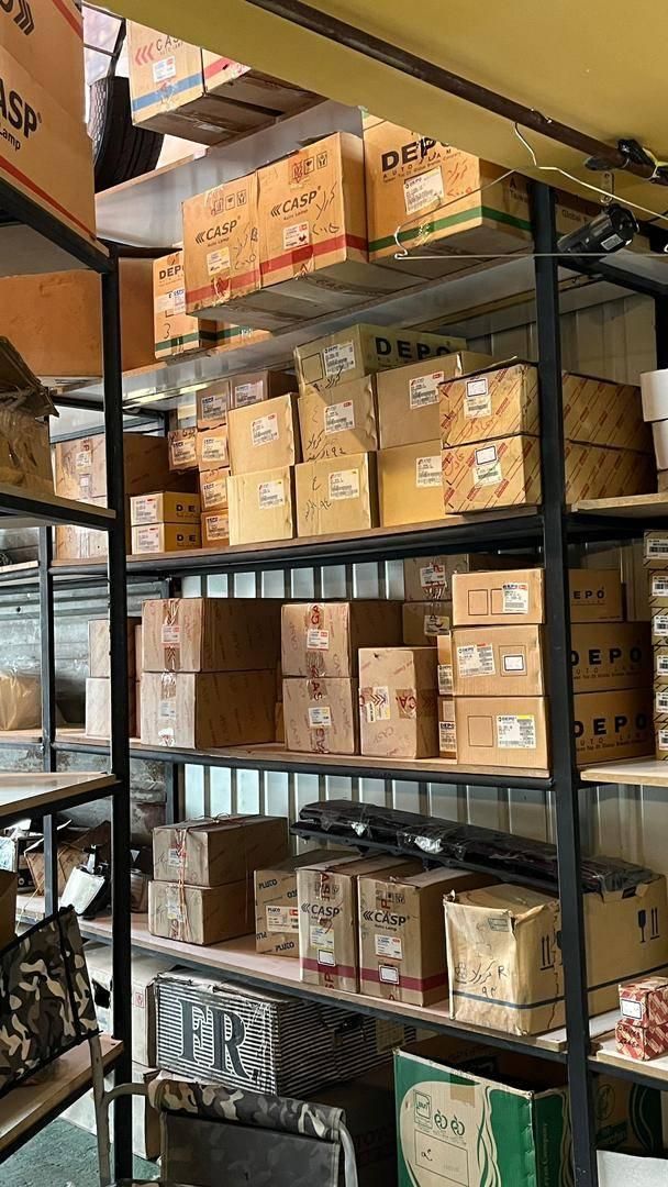 چراغ جلو کرولا 87 2002 2005 2006 2008 2012 2015|قطعات یدکی و لوازم جانبی|تهران, قاسم‌آباد|دیوار