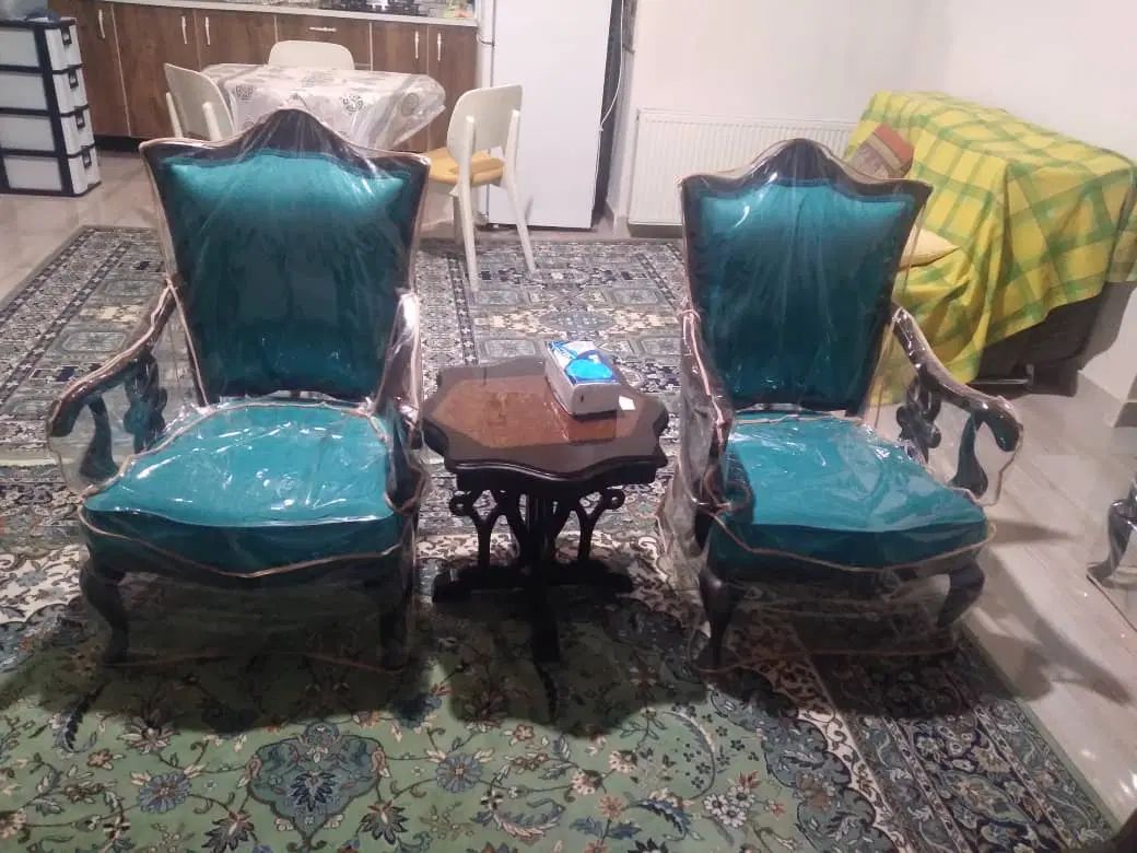 مبلمان چوبی صنوبر ۷ نفره به همراه نهارخوری ۸ نفره|مبلمان خانگی و میز عسلی|لشت نشا, |دیوار