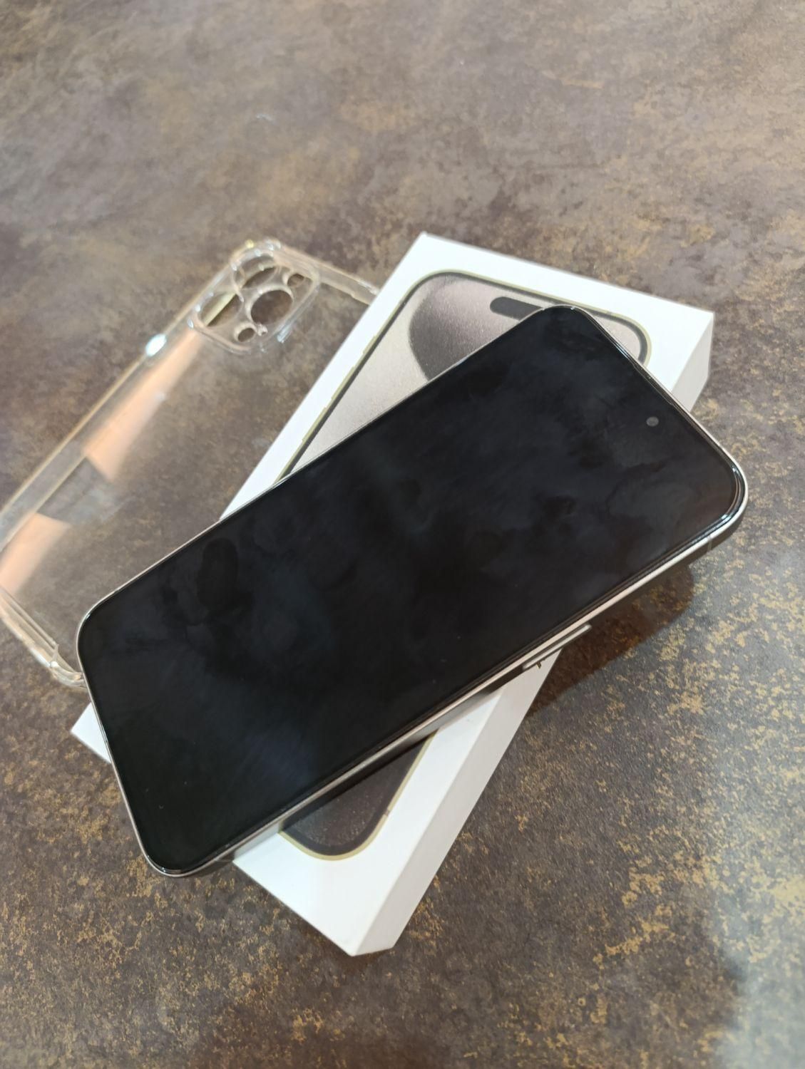 اپل iPhone 15 Pro Max با حافظهٔ ۵۱۲ گیگابایت|موبایل|شاهین‌شهر, شهرک هشت بهشت|دیوار