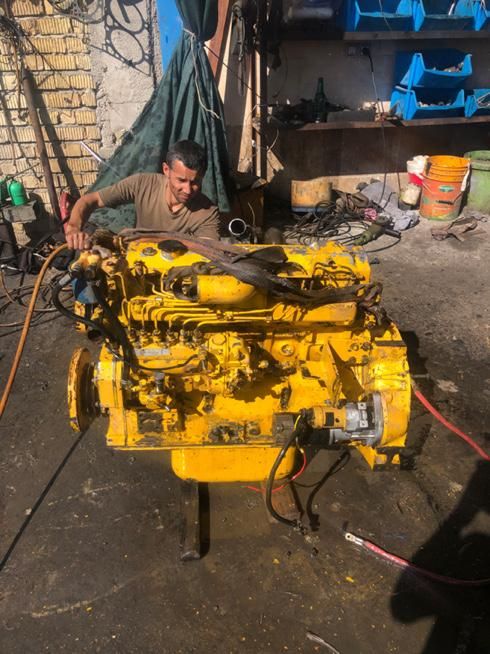 موتور بیل کوماتسو خط۵|ماشین‌آلات صنعتی|شیراز, شریف‌آباد|دیوار