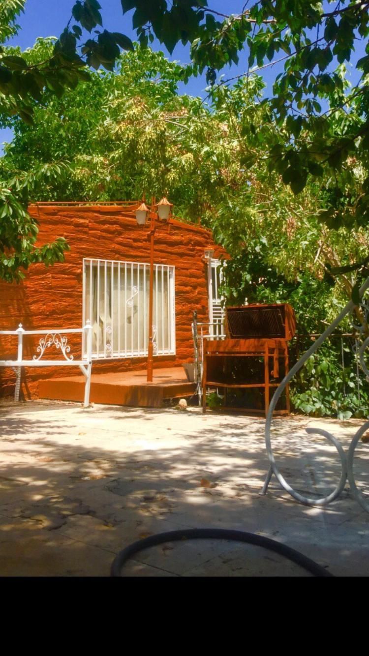 اجاره  سویت ویلا باغ  با حیاط سر سبز|اجارهٔ کوتاه‌مدت آپارتمان و سوئیت|لواسان, |دیوار