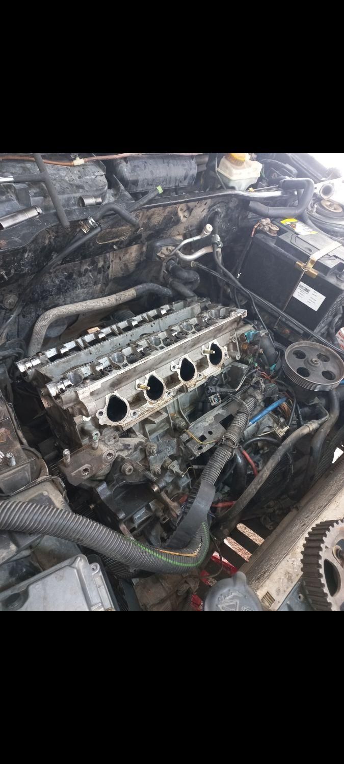 تعمیرگاه مرکزی پژو|خدمات موتور و ماشین|صدرا-فارس, فاز ۱|دیوار