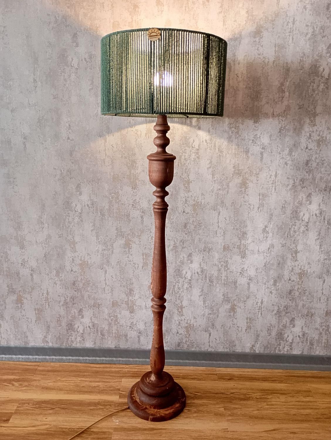 آباژور ایستاده چوبی مدل بلوط|چراغ خواب و آباژور|مشهد, آزادشهر|دیوار