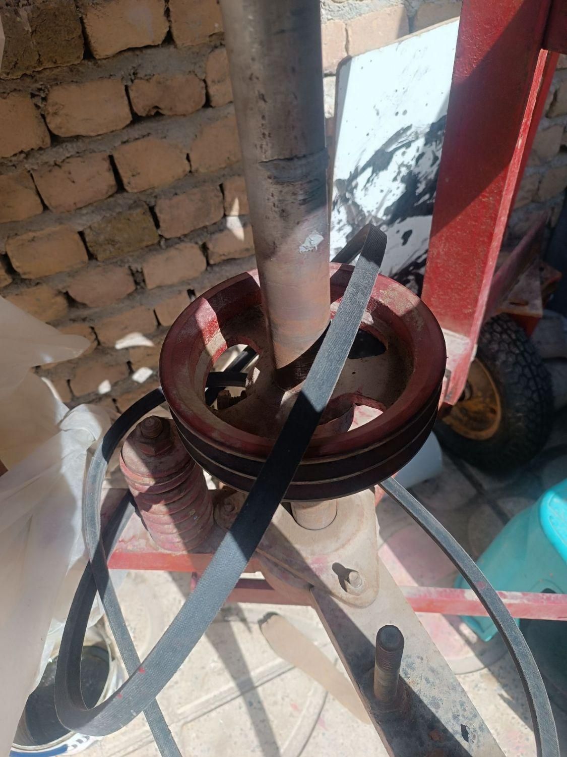 آسیاب سنگی|ماشین‌آلات صنعتی|شیروان (خراسان), |دیوار