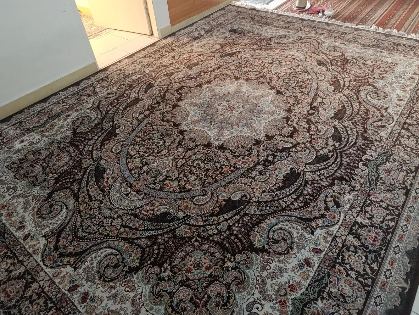 فرش ماشینی اسپادانا 1200شانه.تراکم3600.قهوه ای|فرش|تهران, جوادیه|دیوار