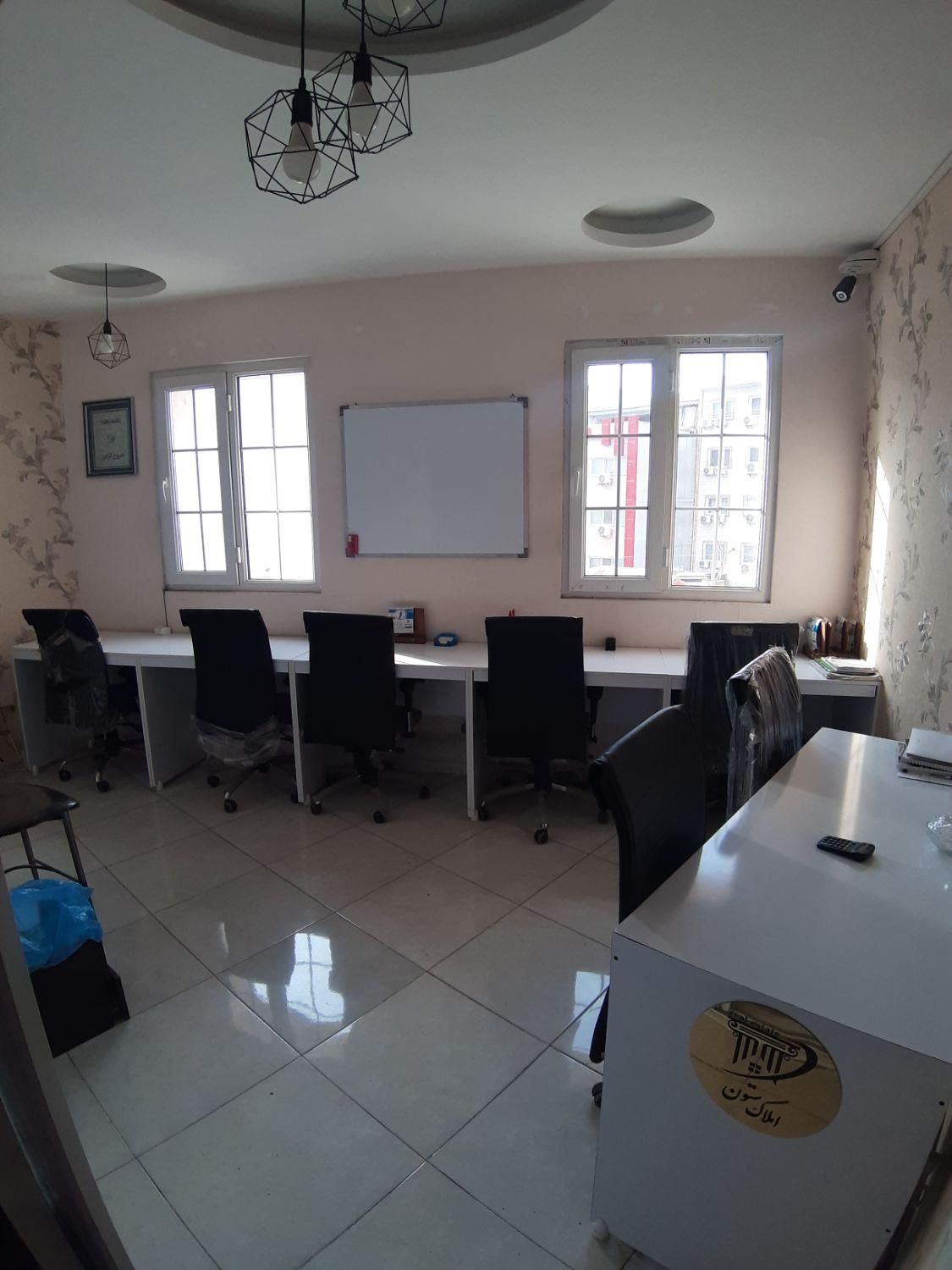 آموزش حرفه ای و استخدام مشاور املاک در معلم|استخدام بازاریابی و فروش|رشت, معلم|دیوار