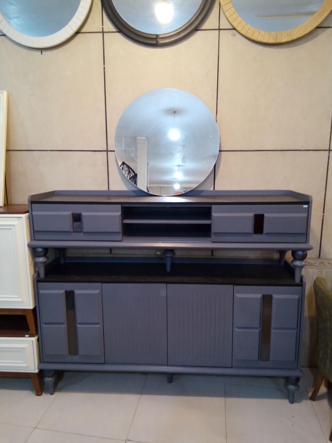 آینه کنسول و میز تلویزیون|بوفه، ویترین، کنسول|تربتحیدریه, شهید بهشتی|دیوار