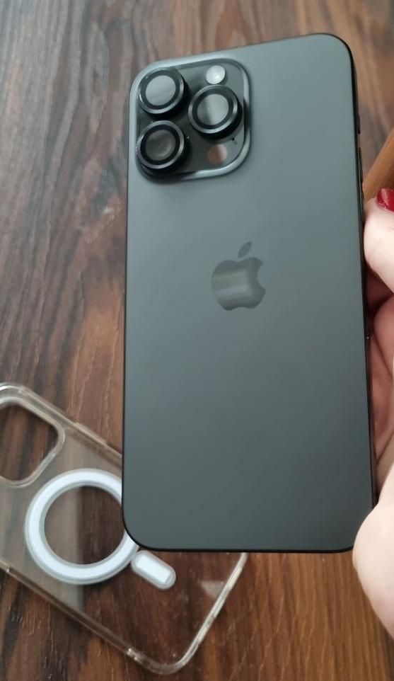 اپل iPhone 15 Pro Max با حافظهٔ ۲۵۶ گیگابایت|موبایل|تهران, الهیه|دیوار