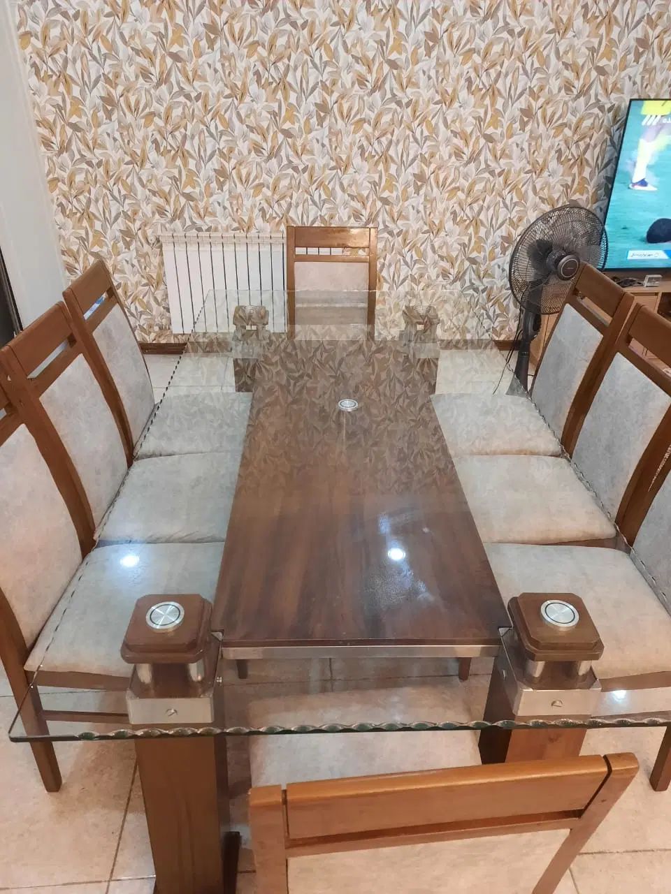 مبلمان  در حد نو ۱۰ نفره و ناهار خوری ۸ نفره|مبلمان خانگی و میز عسلی|کرج, مطهری|دیوار