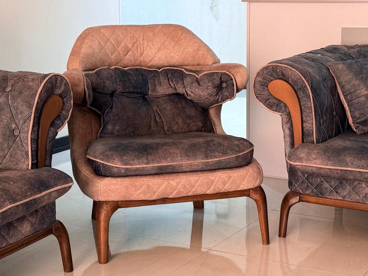 مبل چستر ۸ نفره با کیفیت|مبلمان خانگی و میز عسلی|خمینی‌شهر, |دیوار