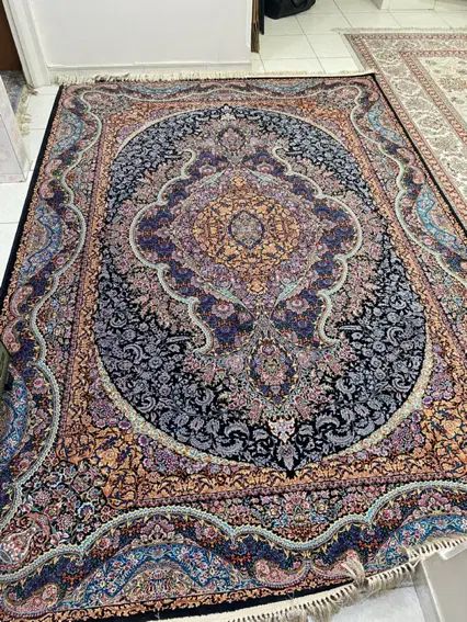 فرش ابریشمی ۶ متری ۱۲۰۰ شانه تراکم ۳۰۰۰|فرش|تهران, شهرک آزادی|دیوار