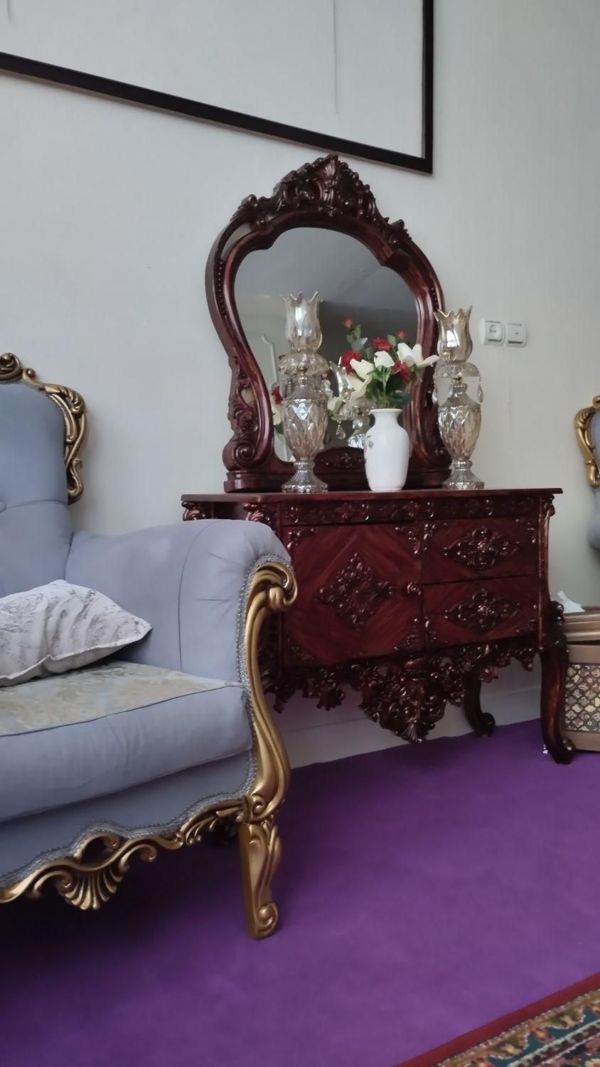 مبل هفت نفره وپرده شاین کارشده کنسول واینه شمعدونی|مبلمان خانگی و میز عسلی|گلستان (تهران), |دیوار