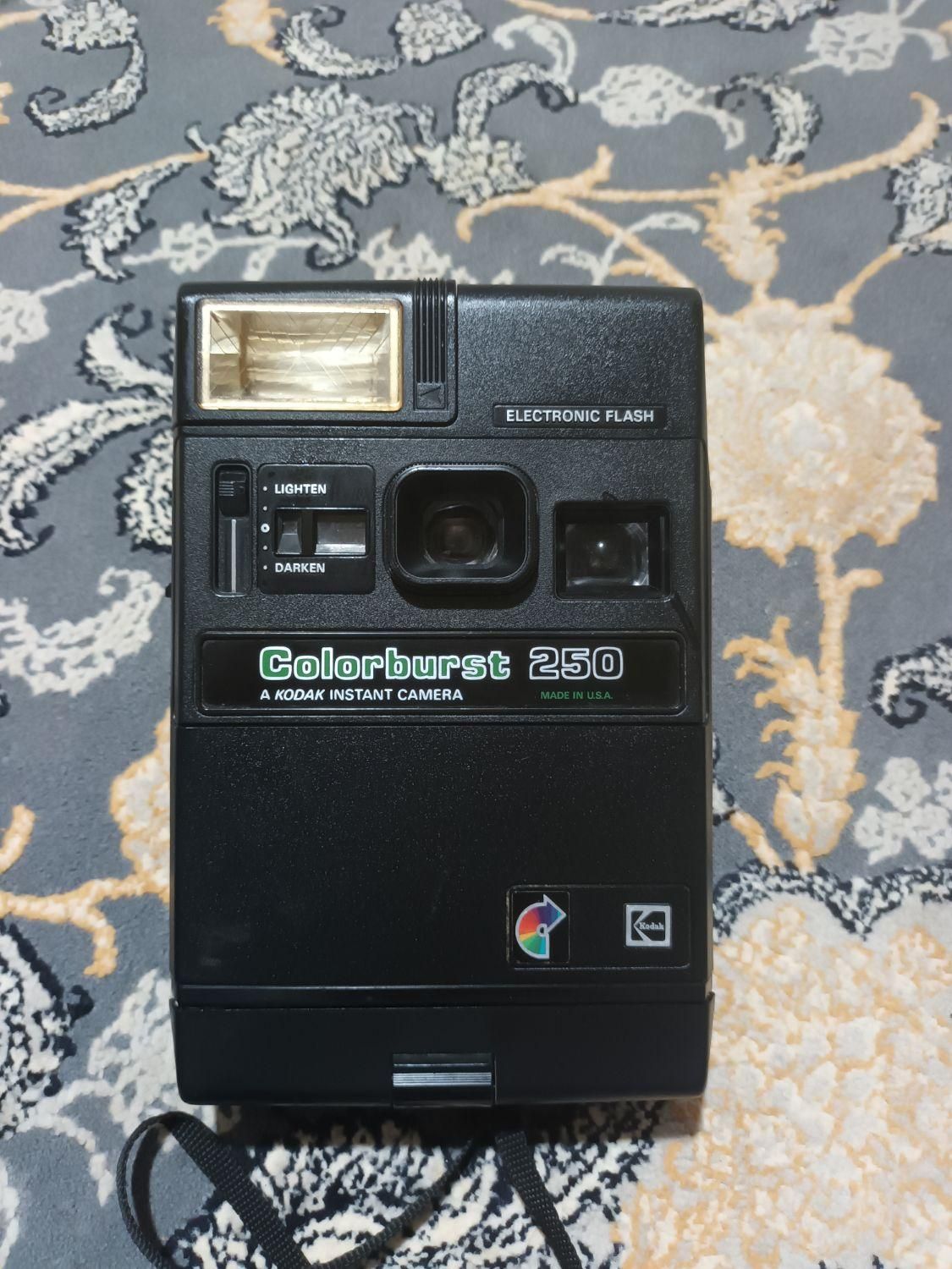 دوربین عکاسی قدیمی کداک KODAK 250|دوربین عکاسی و فیلم‌برداری|زاهدان, |دیوار