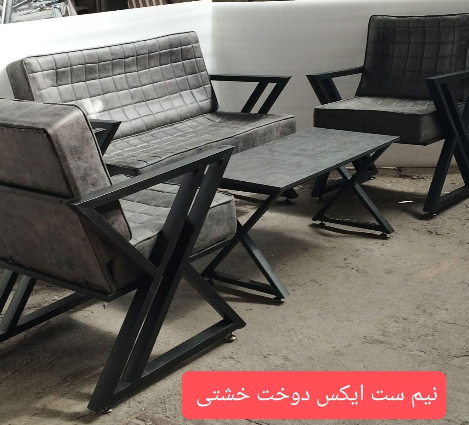 نیمست اداری پایه فلزی|دفتر کار|مشهد, کشاورز|دیوار