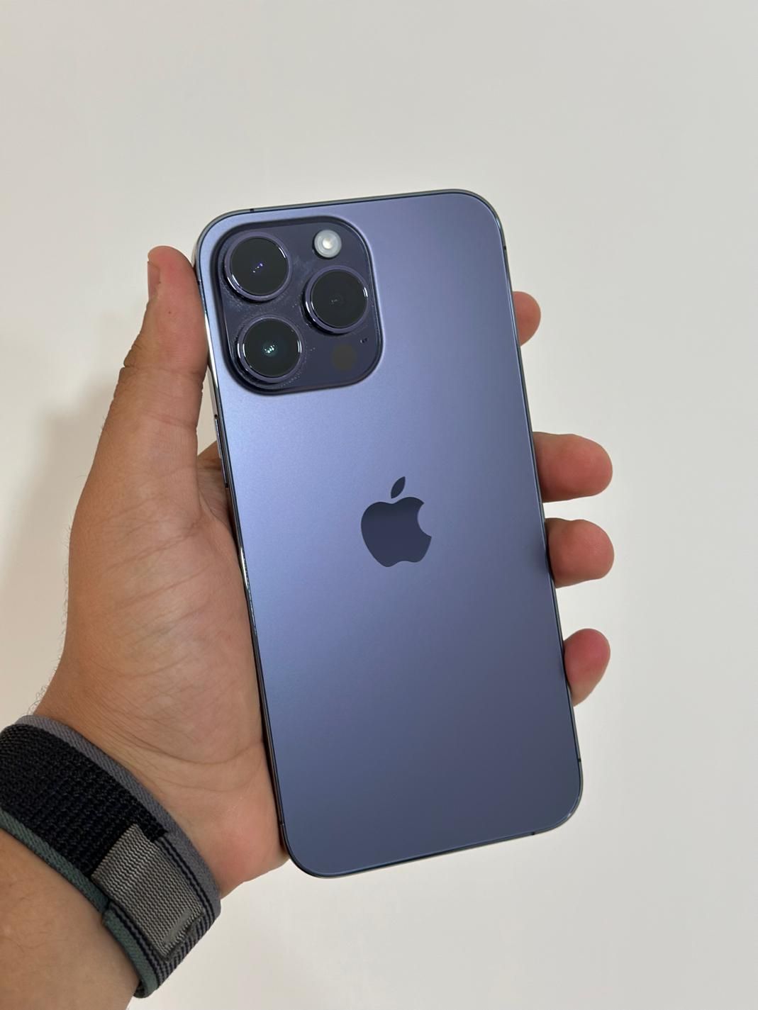 اپل iphone 14 Pro Max با حافظهٔ ۲۵۶ گیگابایت|موبایل|شیراز, زند|دیوار