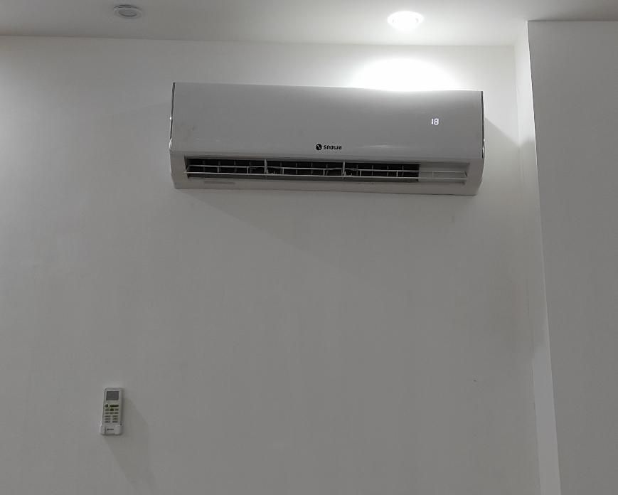 نصب اسپیلت ، شارژ گاز ،جابجایی و نانو سرویس اسپیلت|خدمات پیشه و مهارت|بم, |دیوار