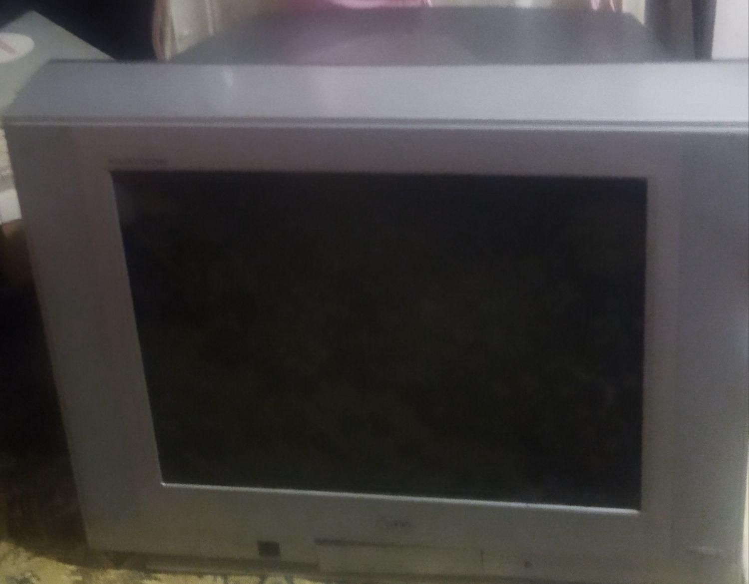 میز ال سی دی و تلویزیون 21اینچ ال جی|تلویزیون و پروژکتور|کرمانشاه, |دیوار