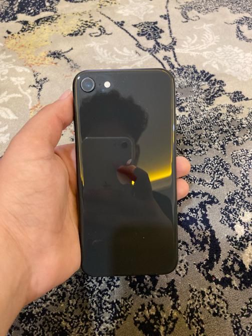 اپل iPhone SE (2020) با حافظهٔ ۶۴ گیگابایت|موبایل|نوشهر, |دیوار