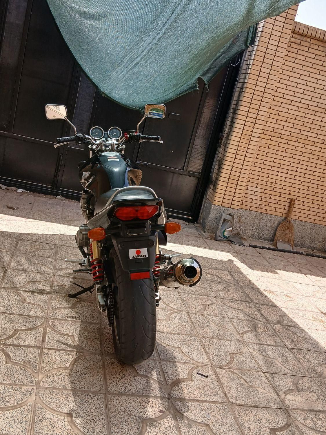 cb400 سفارش امریکا ۲۰۰۹|موتورسیکلت|اصفهان, شهرستان|دیوار