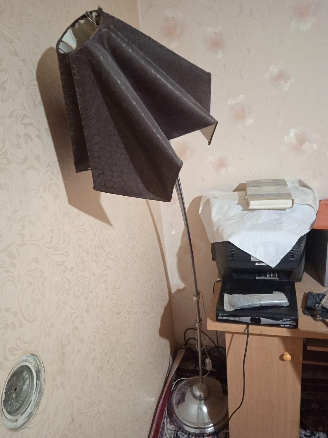 آباژور یا چراغ مطالعه یا چراغ خواب|چراغ خواب و آباژور|زاهدان, |دیوار