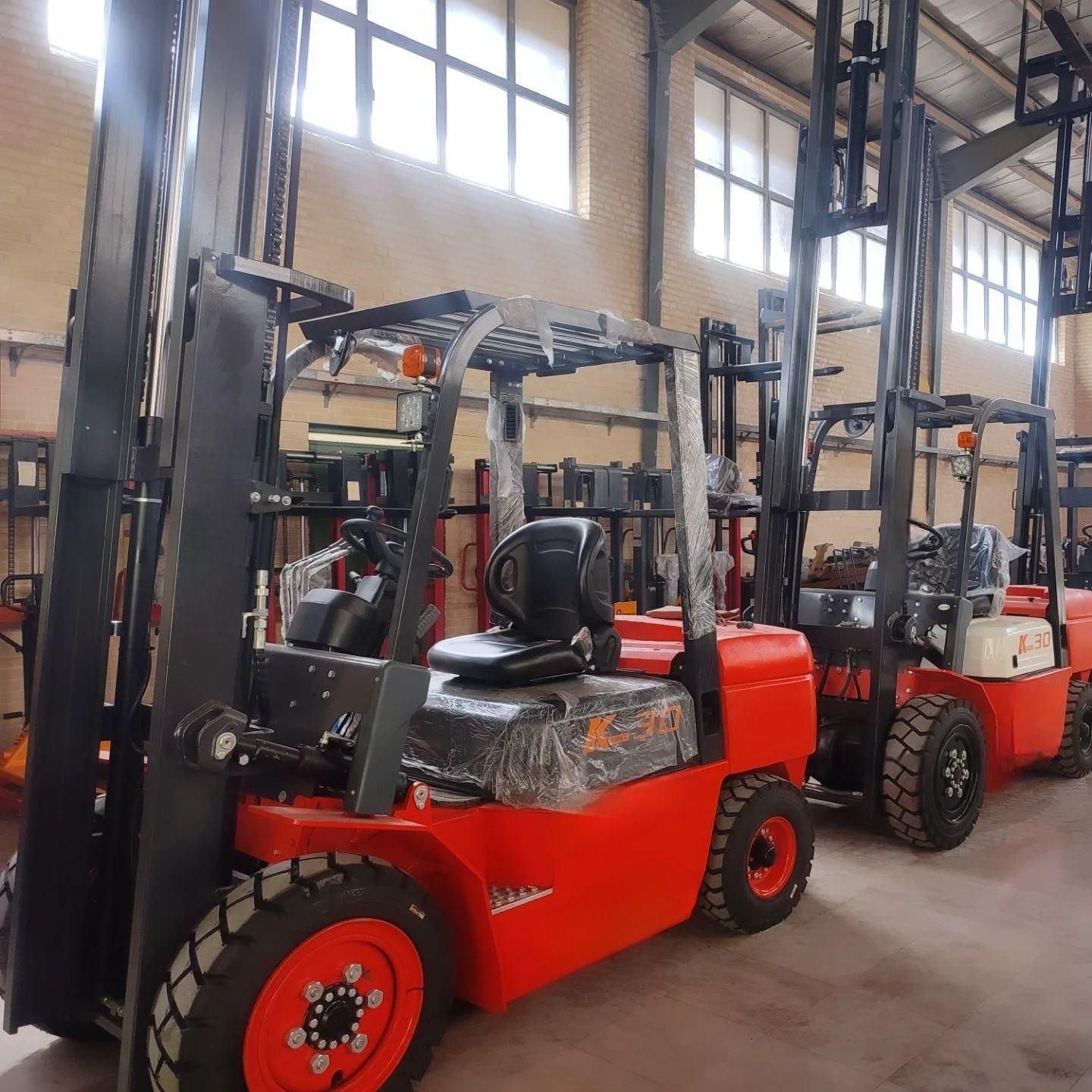 لیفتراک دیزل دوگانه برقی استاکر|خودرو سنگین|مشهد, ده دی|دیوار