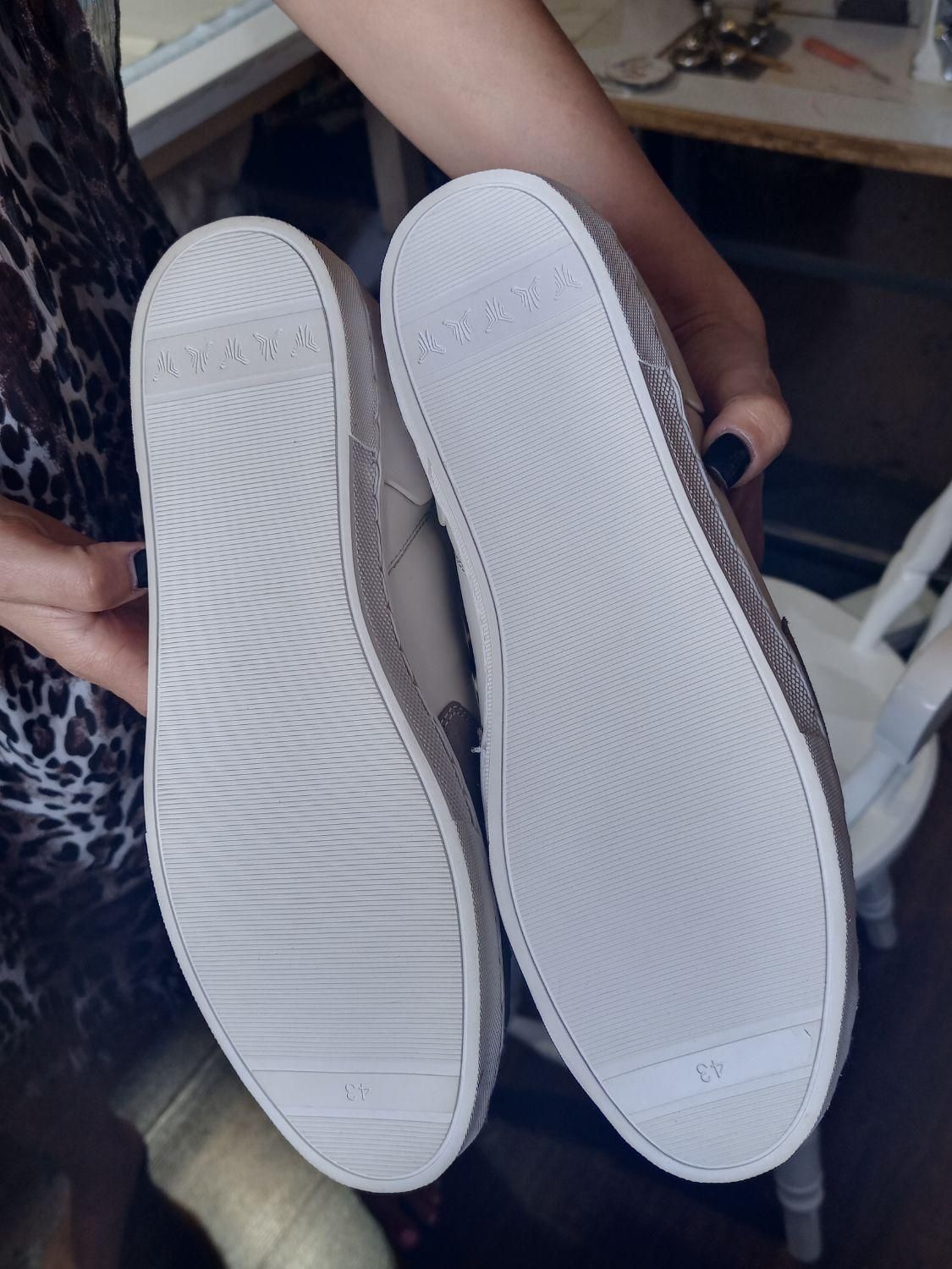 کتونی زارا سایز 43|کیف، کفش، کمربند|تهران, بلوار کشاورز|دیوار