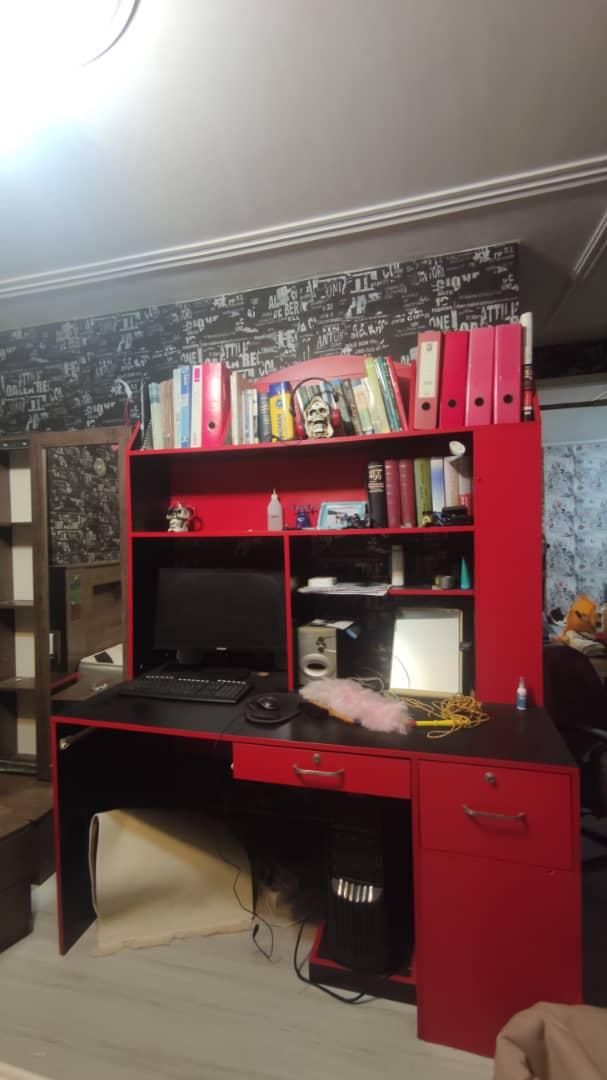 میز تحریر سفارشی با کتابخانه و کمد لباس|میز تحریر و کامپیوتر|رشت, کوی فرهنگیان|دیوار