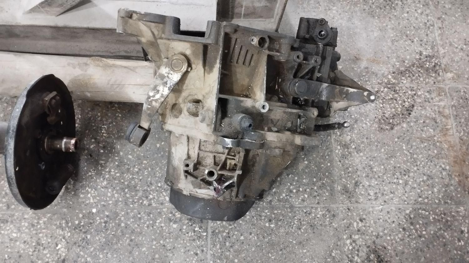 گیربکس اکسل باک کیلومتر اربگ جعبه فرمان پژو زانتیا|قطعات یدکی و لوازم جانبی|بروجرد, |دیوار