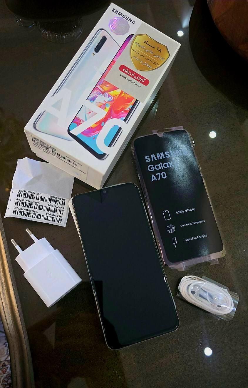 گوشی سامسونگ مدل Galaxy A70 ظرفیت 128 گیگابایت|موبایل|اصفهان, حسین‌آباد|دیوار