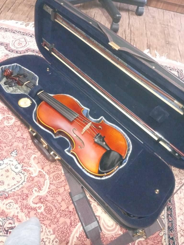 دستگاه ویولون|ویولن|اندیشه, اندیشه فاز ۳|دیوار