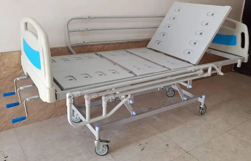تخت بیمارستانی سه هندلی مکانیکی/ دستی/ فول|آرایشی، بهداشتی، درمانی|تهران, آذربایجان|دیوار
