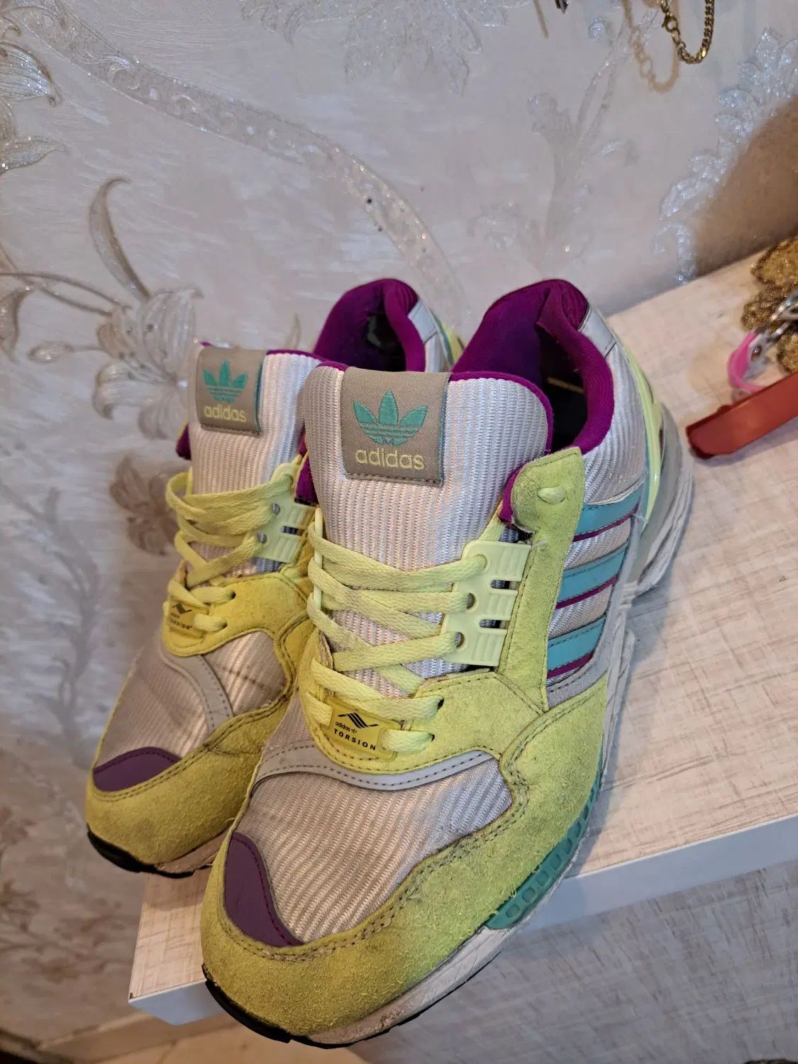 zx9000zx9000لیمویی سوپر استار|کیف، کفش، کمربند|تهران, صاحب الزمان|دیوار
